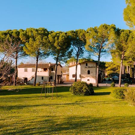 Hotel La Torretta Ассизи Экстерьер фото