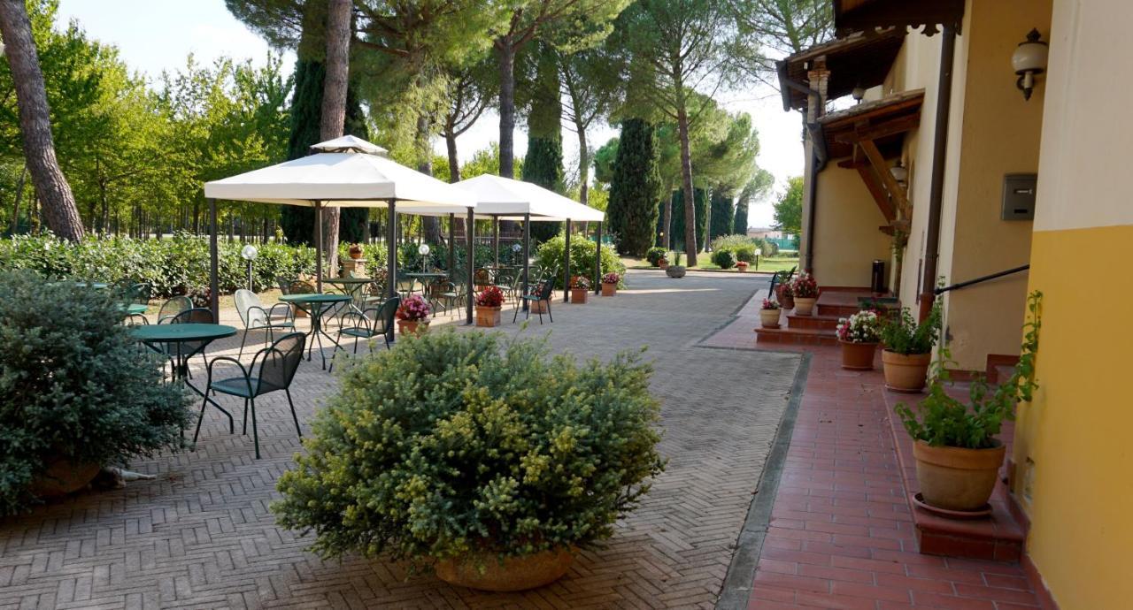 Hotel La Torretta Ассизи Экстерьер фото